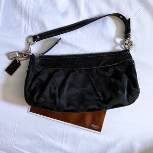 COACH- Signature Collection